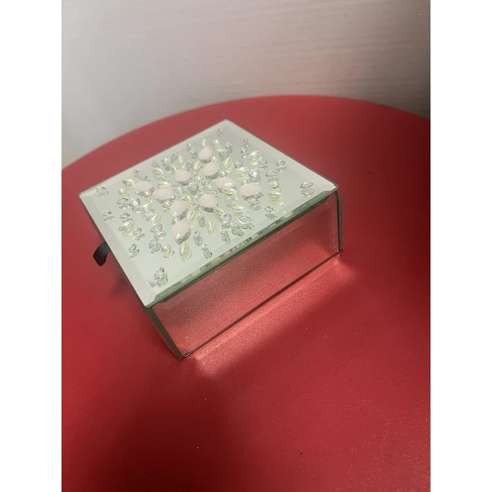 Personalized  Mirrored Tinket Box With flower Design. Velvet Inside ANITA 5 Inch